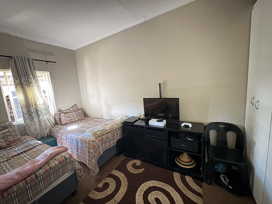 3 Bedroom Property for Sale in Waterval East North West